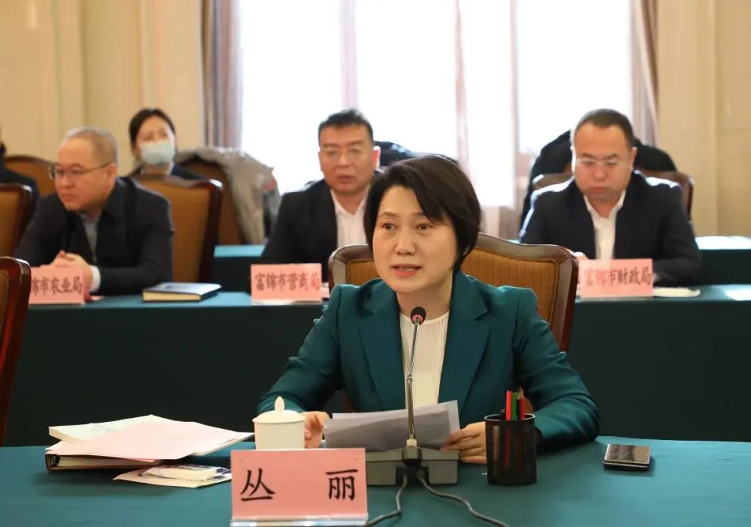 產(chǎn)業(yè)聯(lián)動促發(fā)展 合作共贏創(chuàng)未來 | 佳木斯市政府、富錦市政府與花花牛乳業(yè)集團(tuán)正式簽署戰(zhàn)略合作協(xié)議