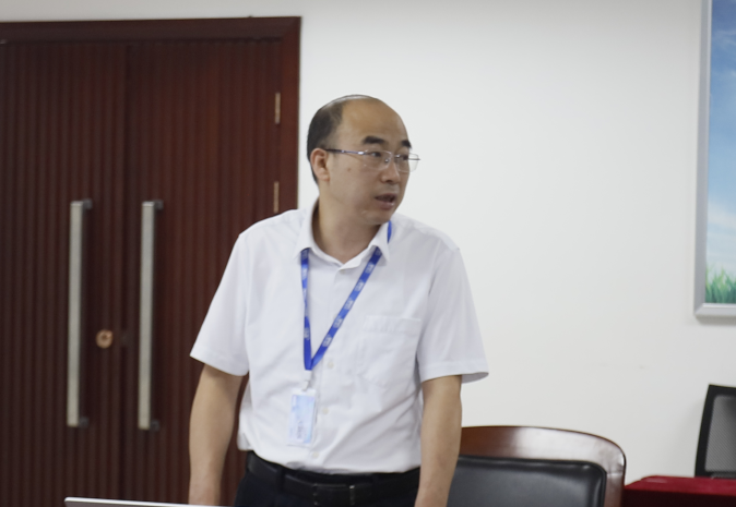 繼往開來 · 再創(chuàng)輝煌 | 花花牛乳業(yè)集團召開9月營銷、養(yǎng)殖及飼料月度經(jīng)營工作會議