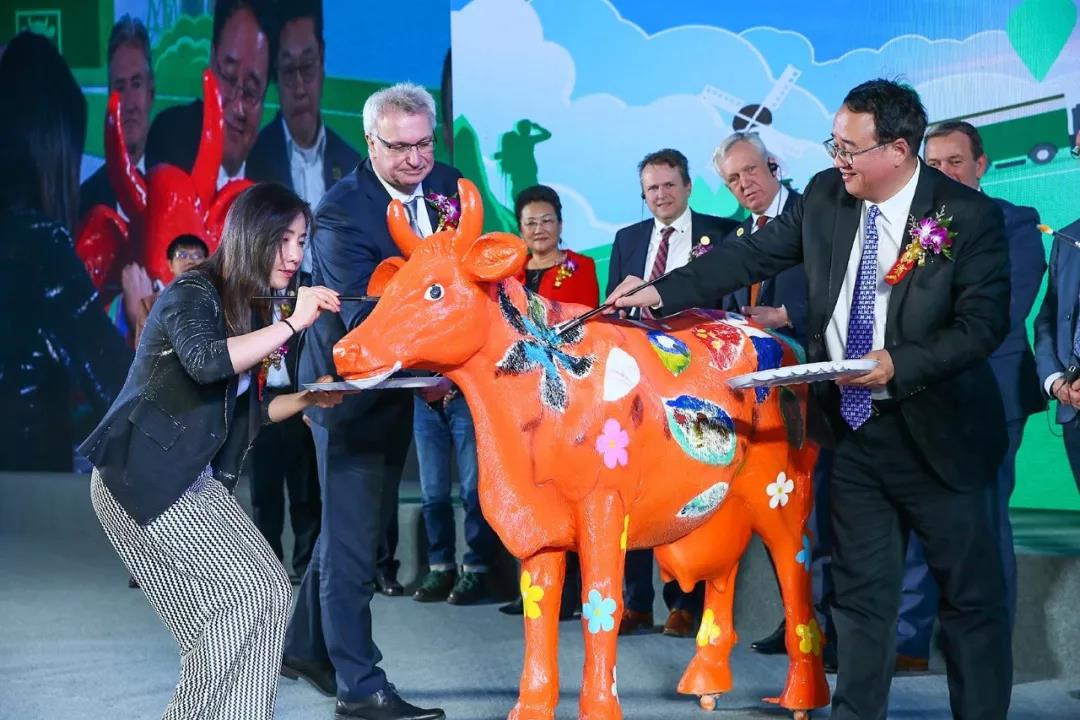 SDDDC走進河南，看看花花牛的國際范兒！